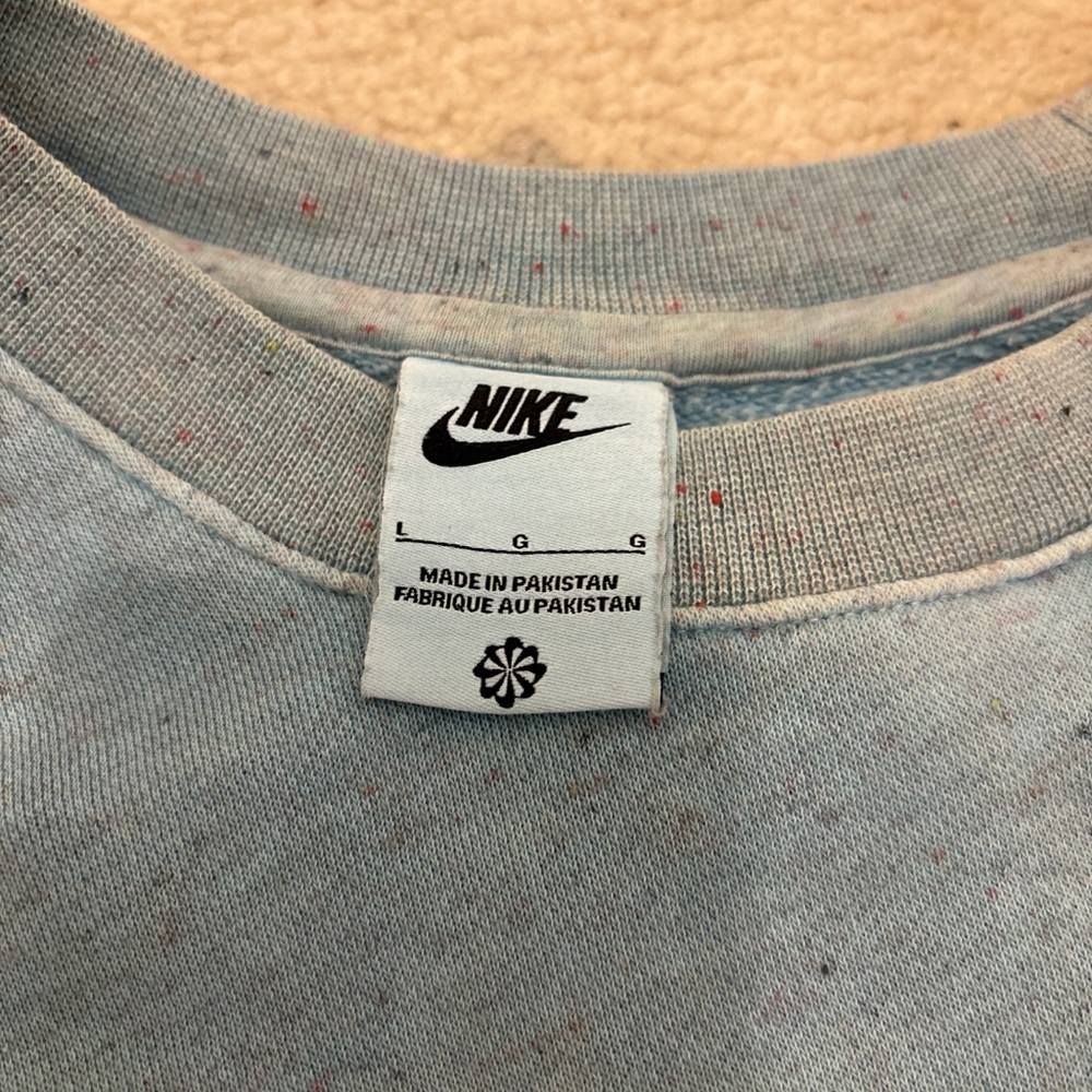 Nike Light Gray/Blue Speckled Crew